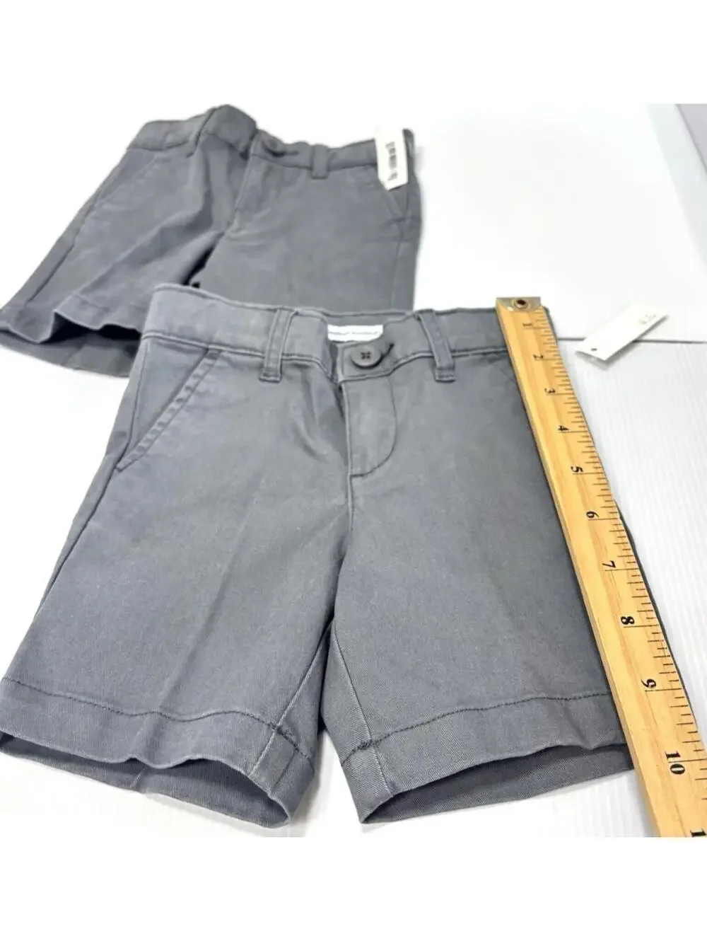 Boys Chino Shorts 2-Pack Gray Twill Size 2T Toddler Amazon Essentials New